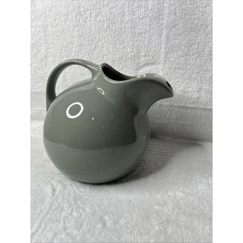 Vintage Hall Pottery Sage Green Ball Pitcher #633, Ice Lip, 64 oz. Made in USA